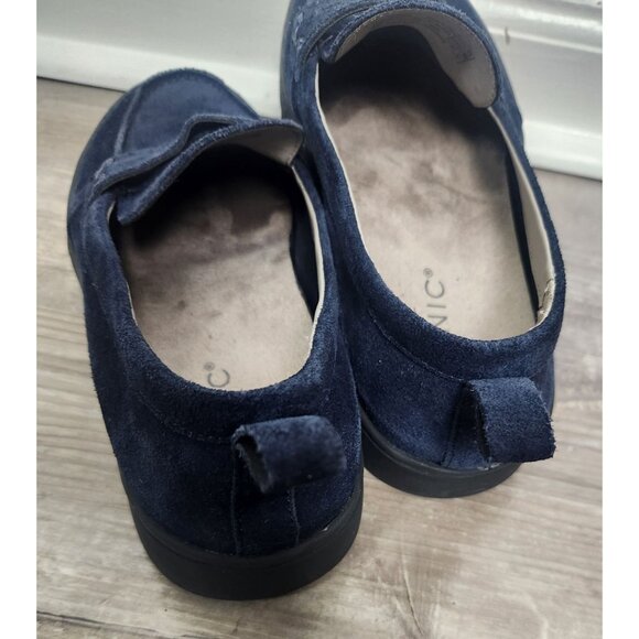 Vionic Women's Sz. 7.5 Navy Blue Suede Loafers Black Bottoms - Picture 3 of 7